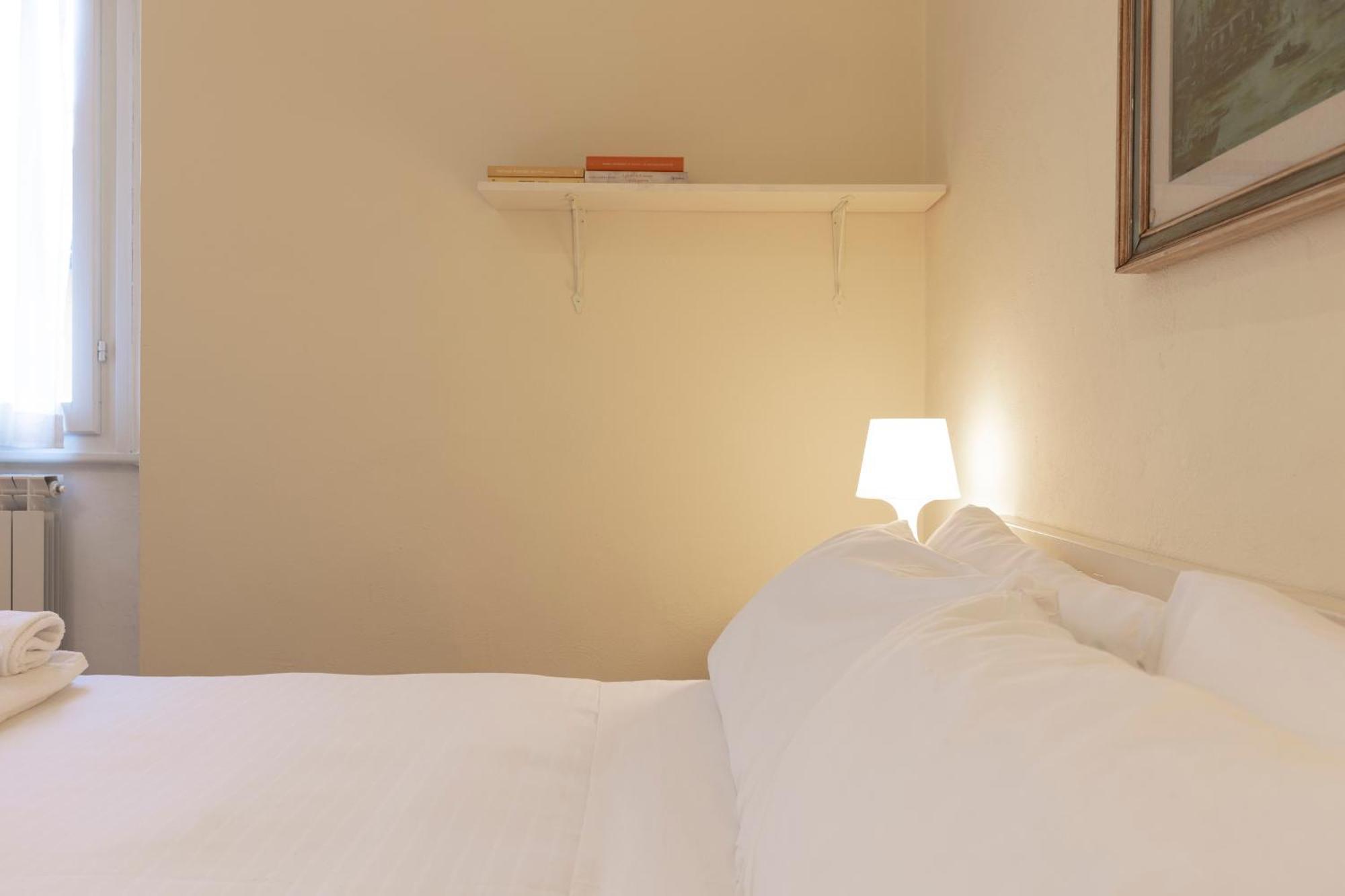 Sweet San Frediano Apartment Florence Buitenkant foto